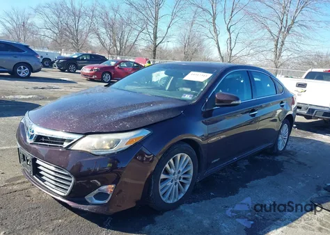 2014 Toyota Avalon Hybrid Xle Premium z USA, uszkodzony, nr VIN 4T1BD1EB8EU034731